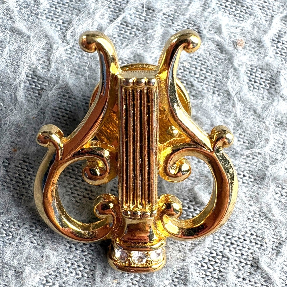 Gold Tone Lyre Harp Lapel Pin Musical Instrument Rhinestone Musician Brooch